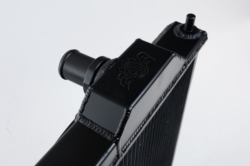 CSF Full-Slim Radiator w/12in Fan & Shroud/-16AN - Black for EVO 8/9