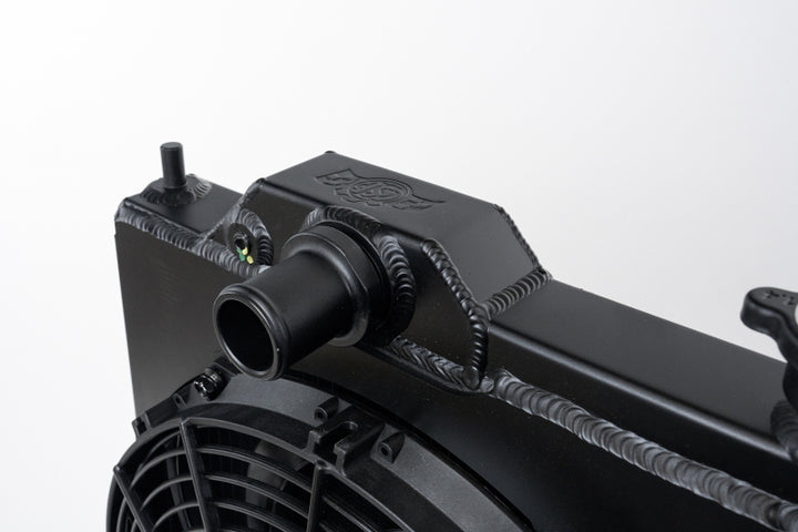 CSF Full-Slim Radiator w/12in Fan & Shroud/-16AN - Black for EVO 8/9