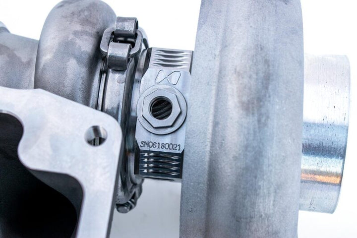 Forced Performance Performance Green XR57SR Turbo BB Black Housing w/18PSI WG (Drop Ship Only) for EVO 9